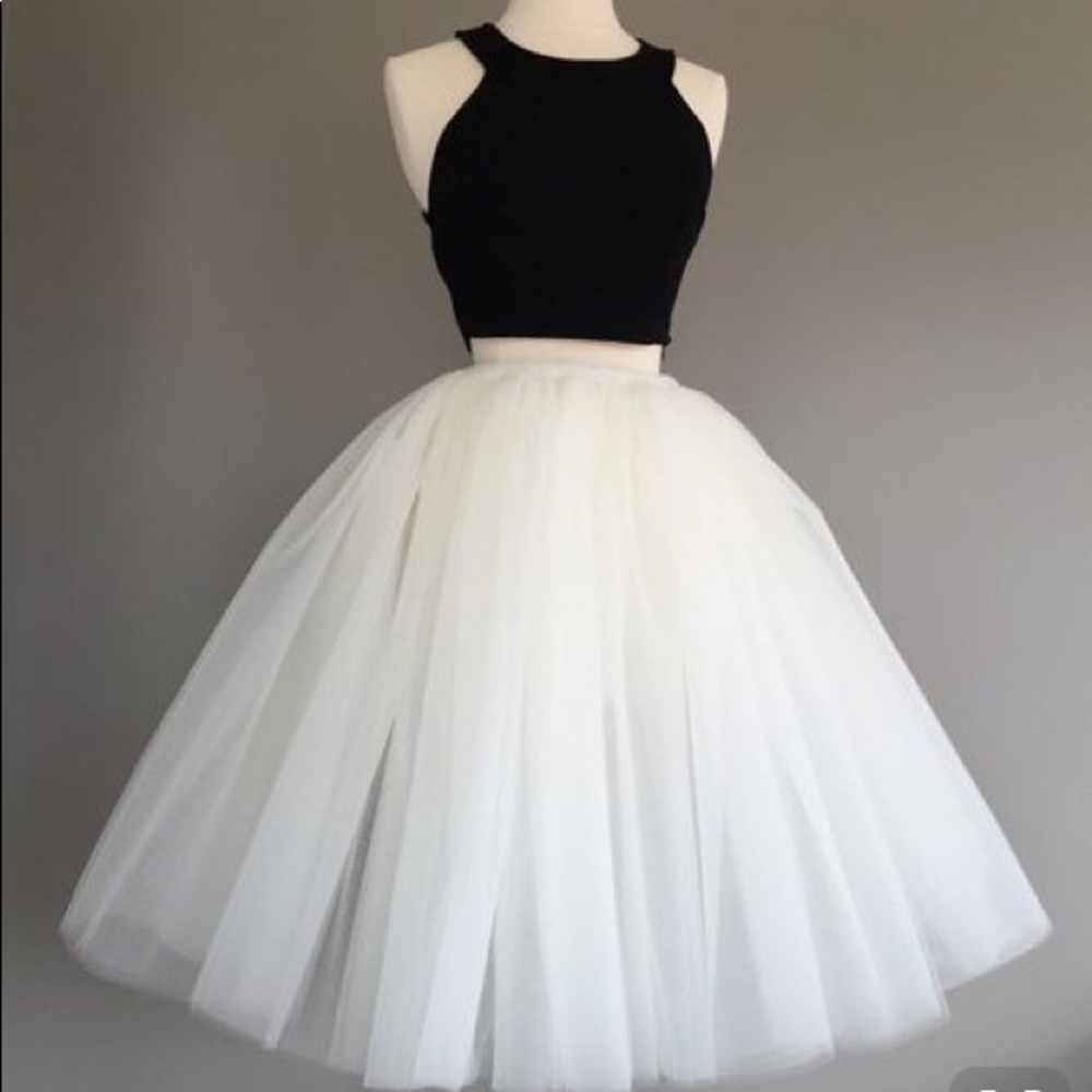 Stunning tulle black and white princess dress😍😍